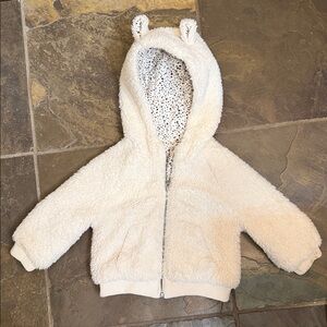 🍼Baby GAP Cream Fuzzy Hood coat with ears